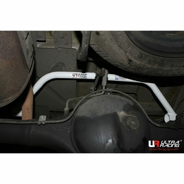 Ultra Racing 2-Point Rear Lower Brace (URKR-RL2-2695A)