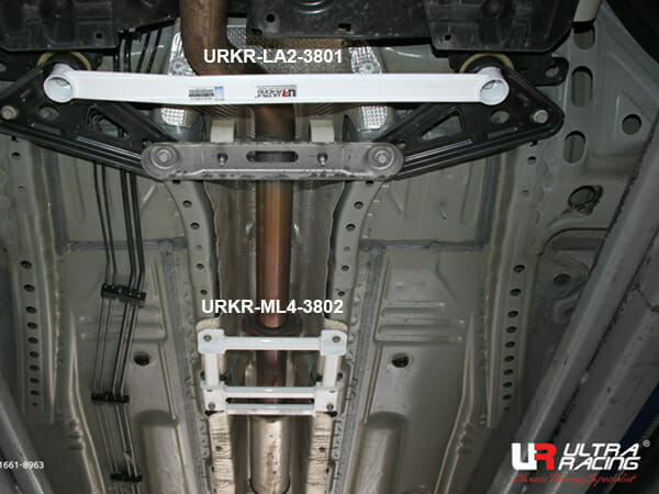 Ultra Racing 4-Point Mid Lower Brace (URKR-ML4-3802)