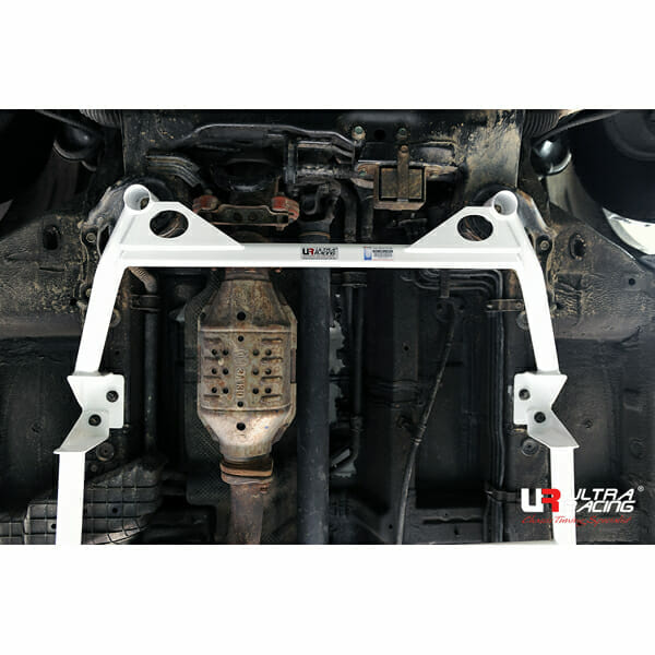 Ultra Racing 4-Point Front Lower Brace (URKR-LA4-2189)