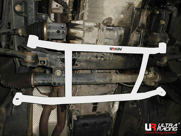 Ultra Racing 4-Point Front Lower Brace (URKR-LA4-3267)