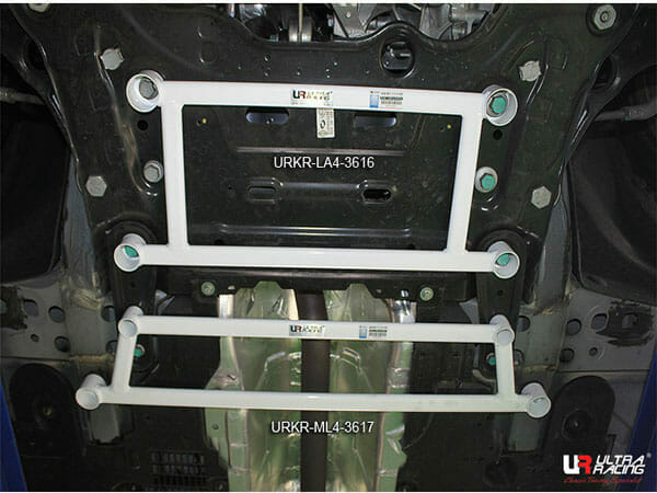 Ultra Racing 4-Point Front Lower Brace (URKR-LA4-3616)