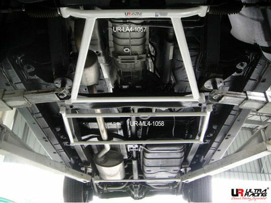 Ultra Racing 4-Point Mid Lower Brace (URKR-ML4-2308)