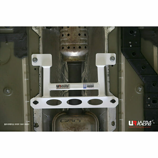 Ultra Racing 4-Point Mid Lower Brace (URKR-ML4-2732)