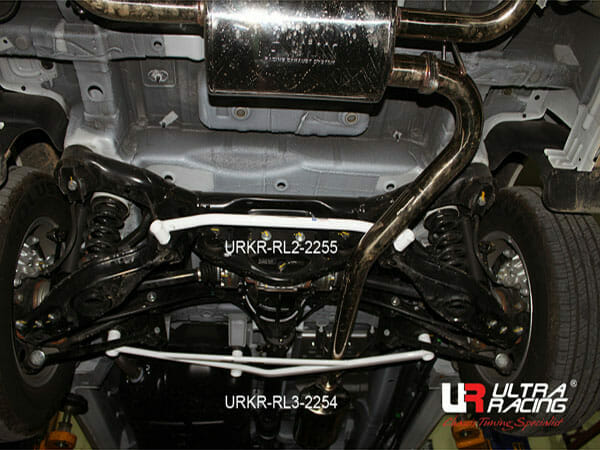 Ultra Racing 2-Point Rear Lower Brace (URKR-RL2-2255)