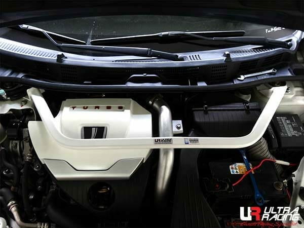 Ultra Racing 2-Point Front Upper Brace (URTW-TW2-2897)