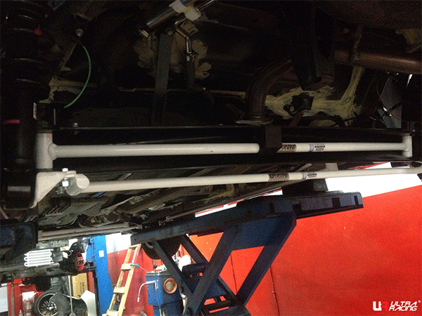 Ultra Racing 2-Point Side/Other Brace (UR-RT22-328)