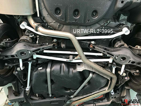 Ultra Racing 2-Point Rear Lower Brace (URTW-RL2-3995)